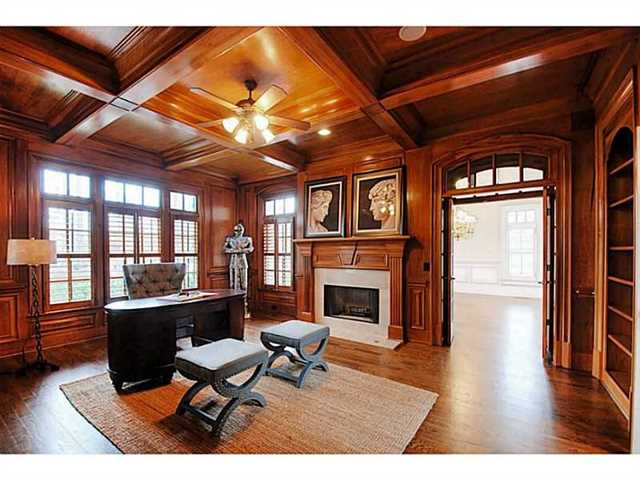 105 Old Barn Ct, Alpharetta, GA 30004 photo 4