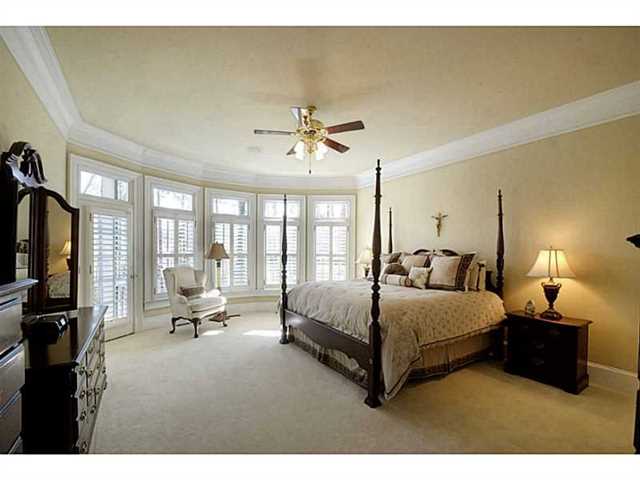 105 Old Barn Ct, Alpharetta, GA 30004 photo 14