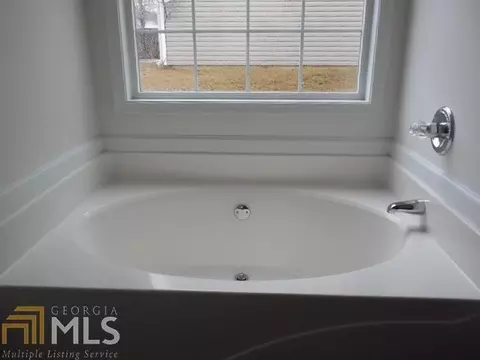 3819 Walnut Path, Lithonia, GA 30038 photo 11