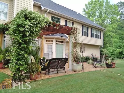 110 Foxford Run, Tyrone, GA 30290 photo 4