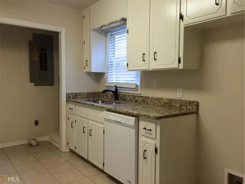 699 Giles Rd, Byron, GA 31008 photo 10