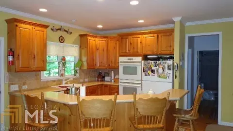 311 Borders Dr, Commerce, GA 30530 photo 3