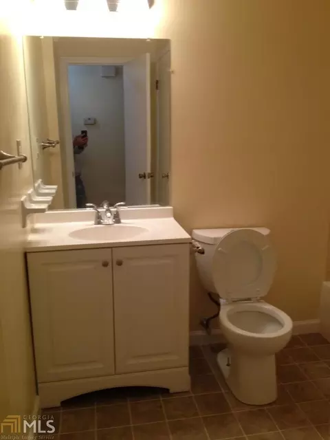 1976 Oxford Dr, Morrow, GA 30260 photo 23