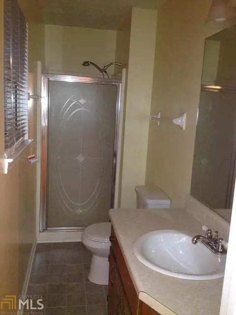1976 Oxford Dr, Morrow, GA 30260 photo 20