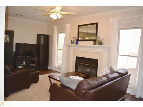 105 Jefferson Pl, Lagrange, GA 30240 photo 3