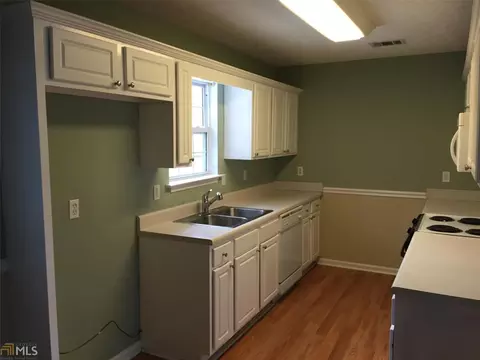 398 Debra Dr, Lagrange, GA 30240 photo 12