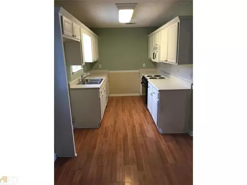 398 Debra Dr, Lagrange, GA 30240 photo 10