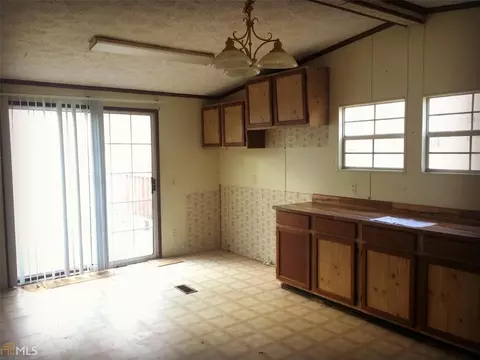392 Brent Rd, Barnesville, GA 30204 photo 8
