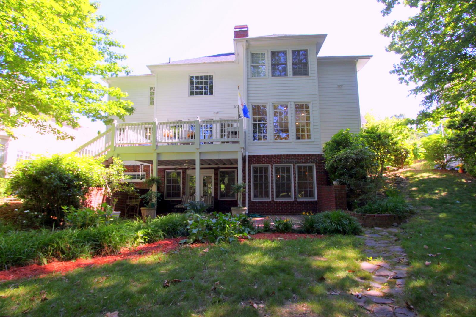 3365 Fairway Bend Dr, Dacula, GA 30019 photo 2