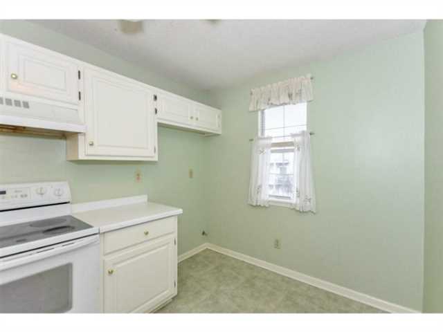 4020 Stillwater Dr, Duluth, GA 30096 photo 7