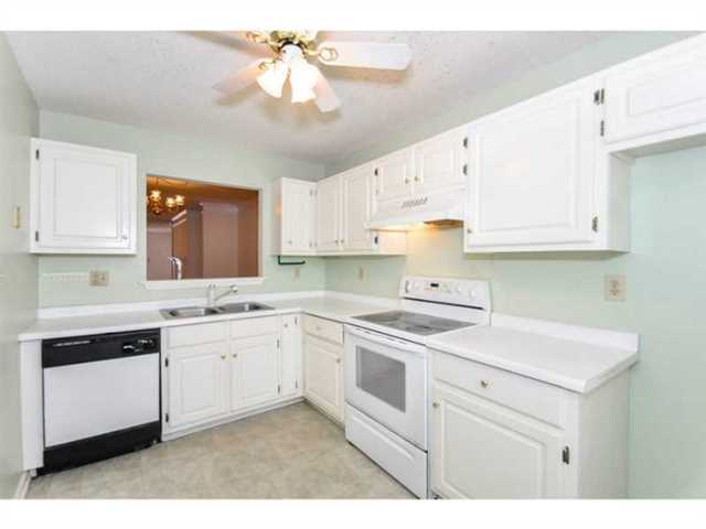 4020 Stillwater Dr, Duluth, GA 30096 photo 5