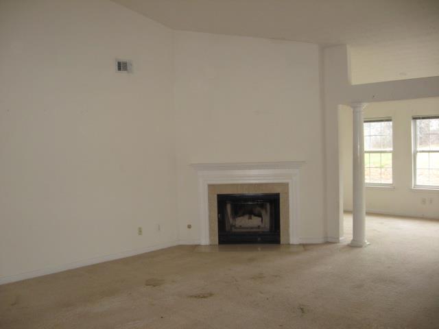 1019 Riverclift Dr, Conyers, GA 30094 photo 2