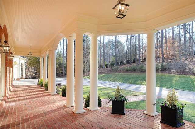14930 E Bluff Rd, Alpharetta, GA 30004 photo 2