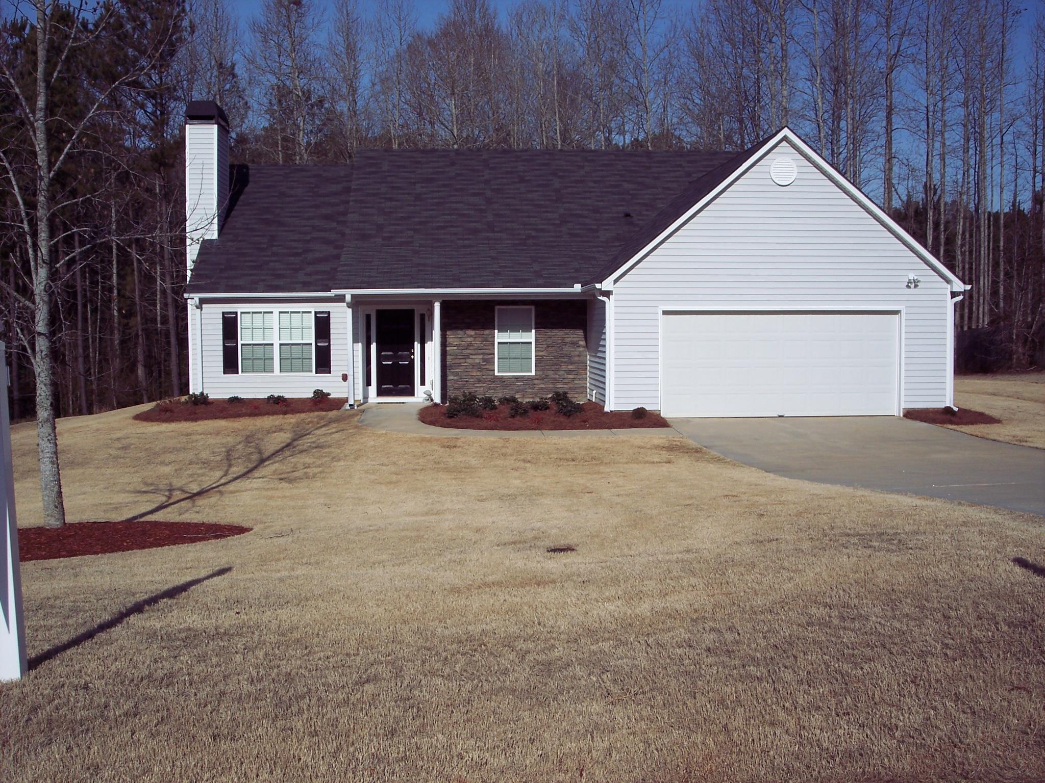 1307 Baylor Dr, Bethlehem, GA 30620 photo 1