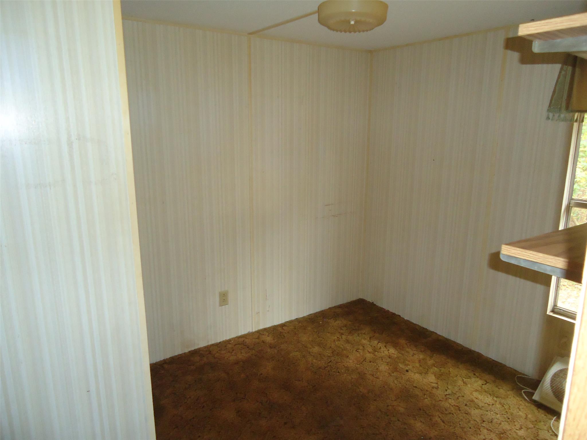 5328 Hamilton Rd, Lagrange, GA 30241 photo 11