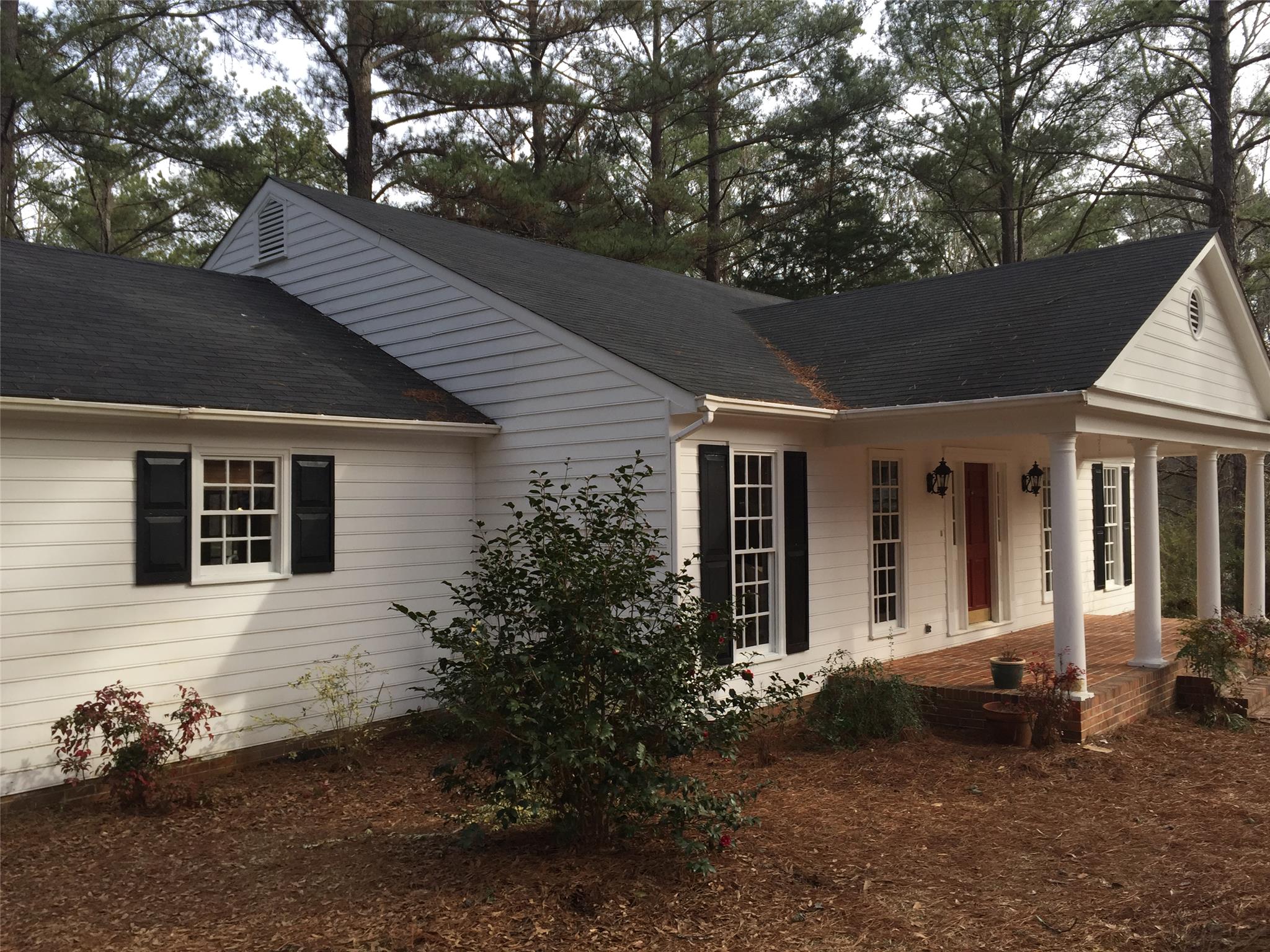 113 Spring Valley Dr, Lagrange, GA 30240 photo 2