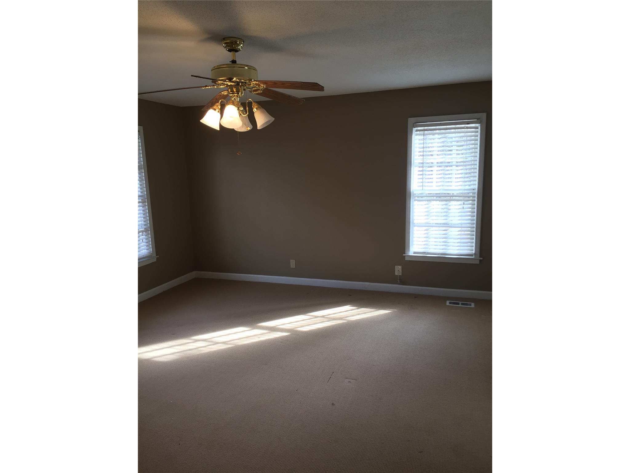113 Spring Valley Dr, Lagrange, GA 30240 photo 12