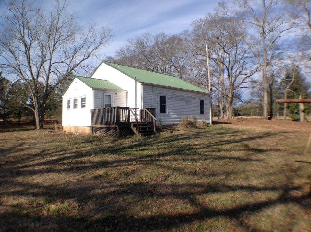 1304 Madison St, Comer, GA 30629 photo 2
