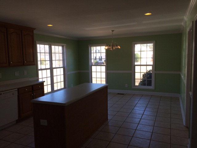 413 Twin Lakes Dr, Gray, GA 31032 photo 2