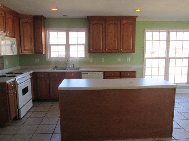 413 Twin Lakes Dr, Gray, GA 31032 photo 13
