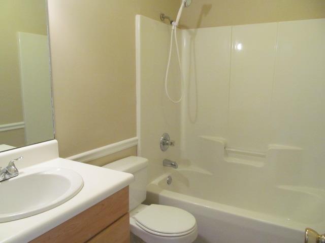 102 Paddlewheel Dr, Lagrange, GA 30240 photo 8