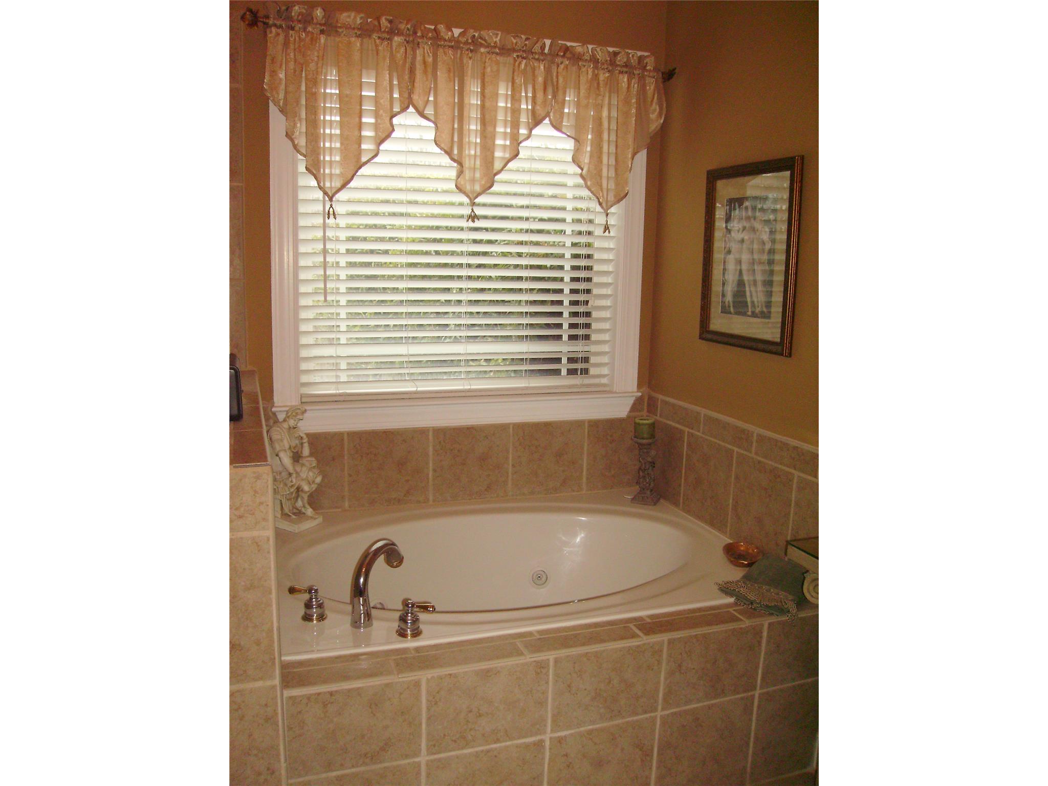 136 Colleton Dr, Athens, GA 30606 photo 17