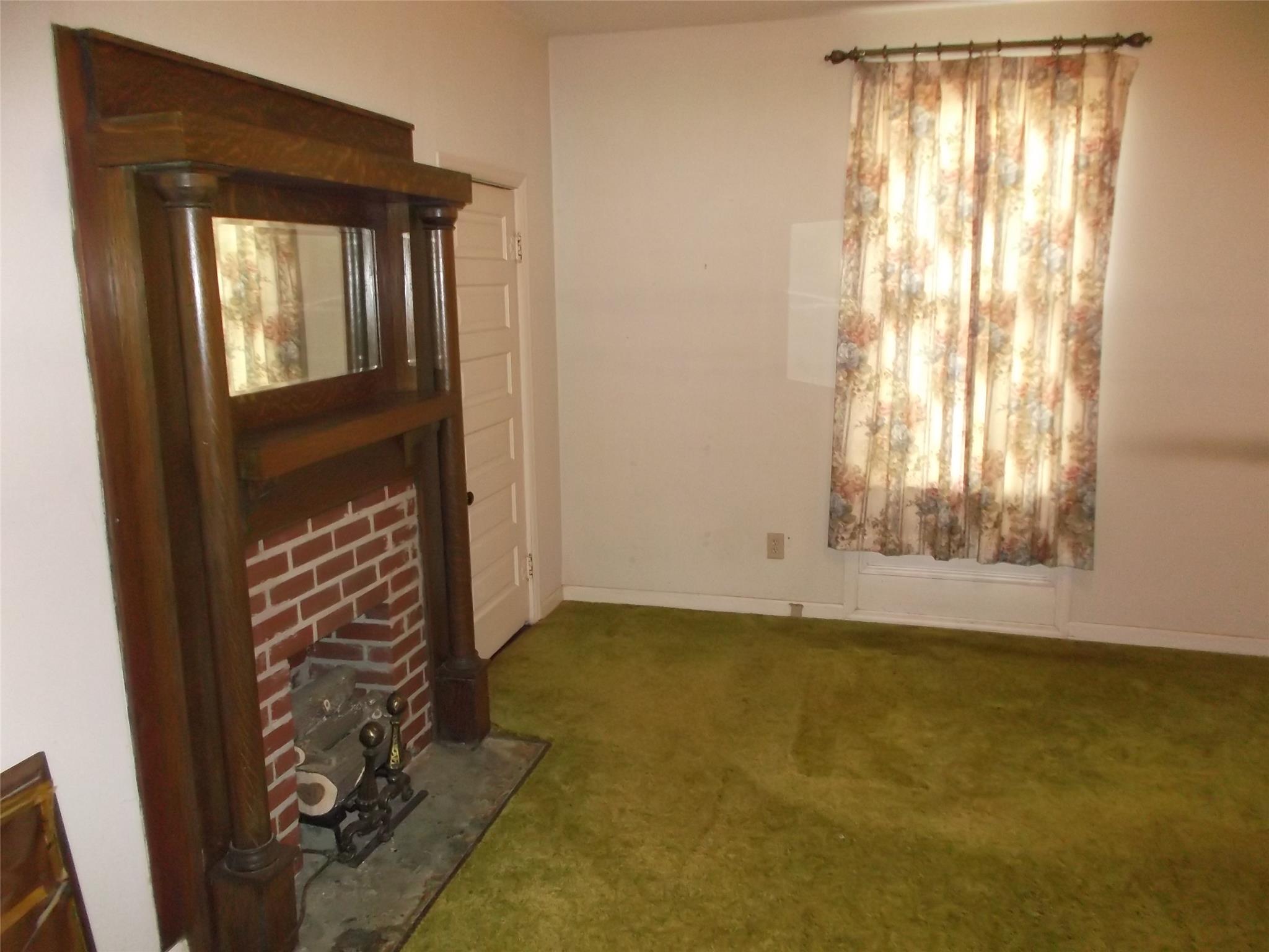 53 Bowden St, Commerce, GA 30529 photo 11
