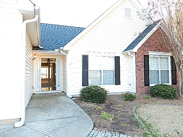 3240 Hampton Trace Ct, Buford, GA 30519 photo 2