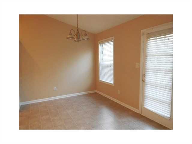 668 Bartow Dr, Dacula, GA 30019 photo 5