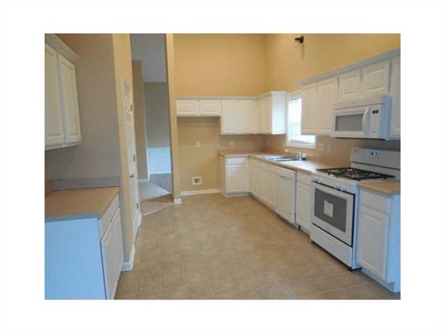 668 Bartow Dr, Dacula, GA 30019 photo 4