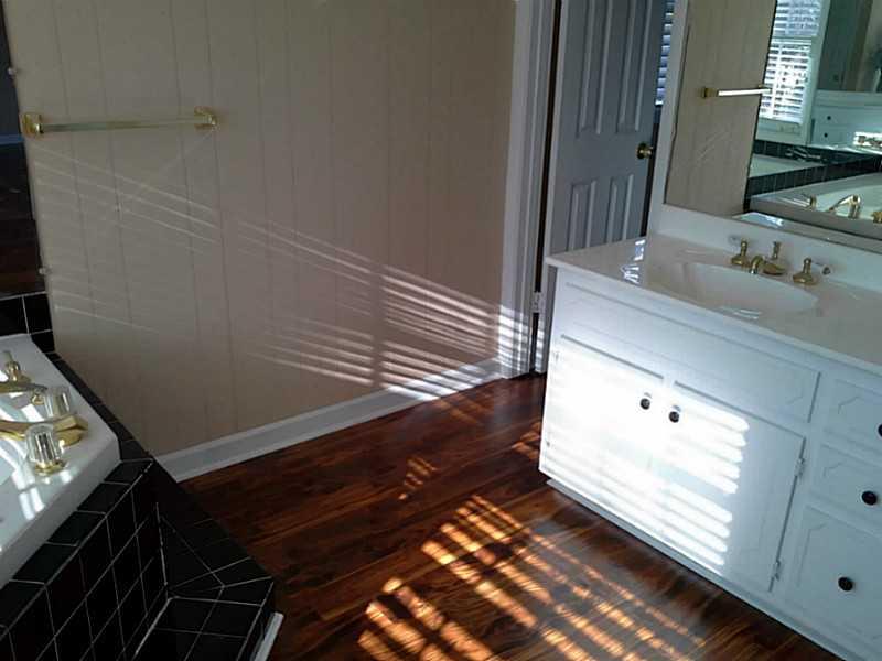 2878 Mockingbird Cir, Duluth, GA 30096 photo 7