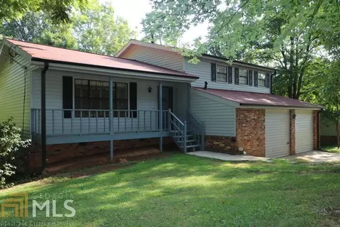 3720 Charlotte Dr, Rex, GA 30273 photo 1