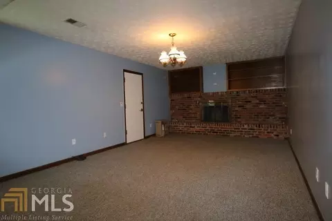 3720 Charlotte Dr, Rex, GA 30273 photo 9