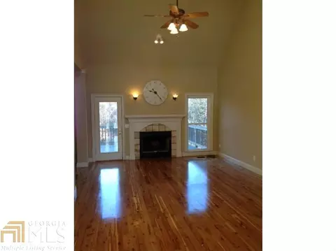 1065 River Bluff Dr, Winder, GA 30680 photo 9