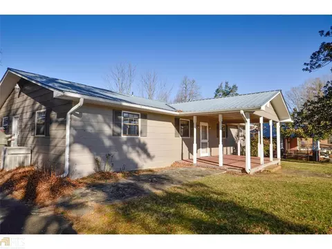 935 Franklin St, Dillard, GA 30537 photo 2