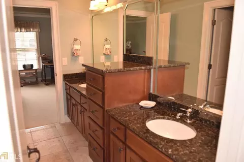 2690 Springbluff Ct, Buford, GA 30519 photo 16