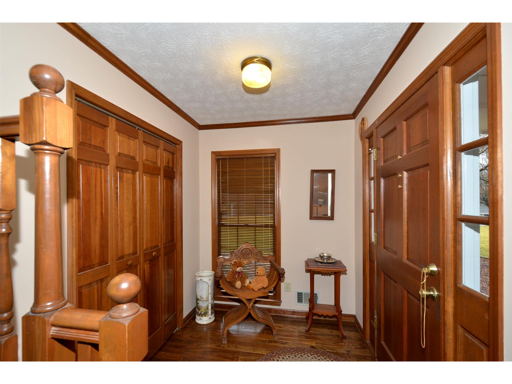 1638 Basin Dr, Suwanee, GA 30024 photo 4