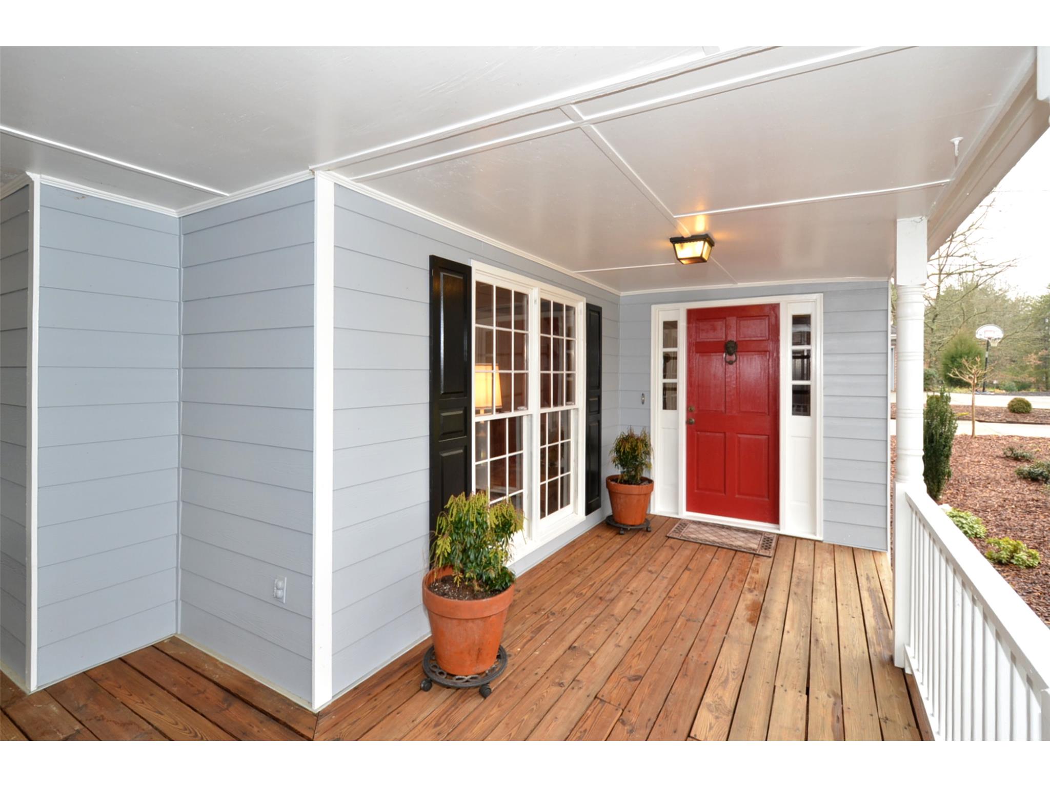 1638 Basin Dr, Suwanee, GA 30024 photo 3