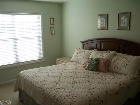 428 Hampton Green Dr, Lagrange, GA 30240 photo 14