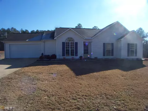428 Hampton Green Dr, Lagrange, GA 30240 photo 3