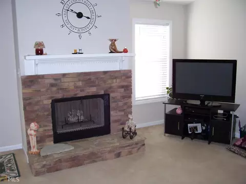 428 Hampton Green Dr, Lagrange, GA 30240 photo 9