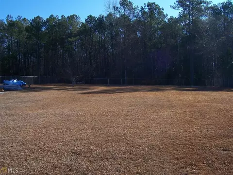 428 Hampton Green Dr, Lagrange, GA 30240 photo 6