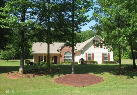 86 Brighton St, Commerce, GA 30530 photo 1