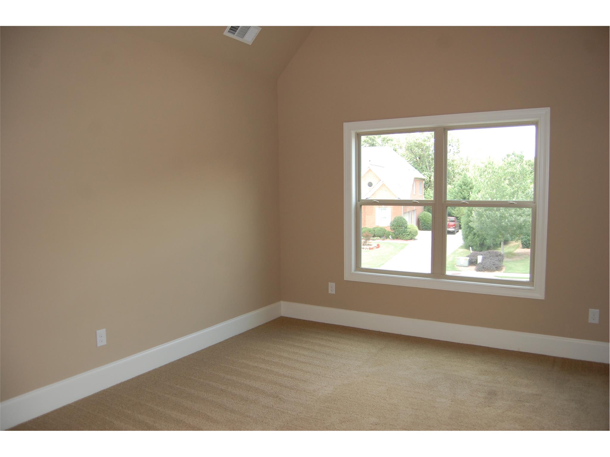 652 Heritage Post Ln, Grayson, GA 30017 photo 14