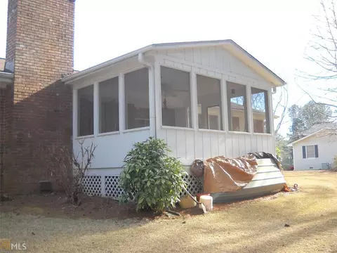 553 Whitaker Rd, Lagrange, GA 30240 photo 2