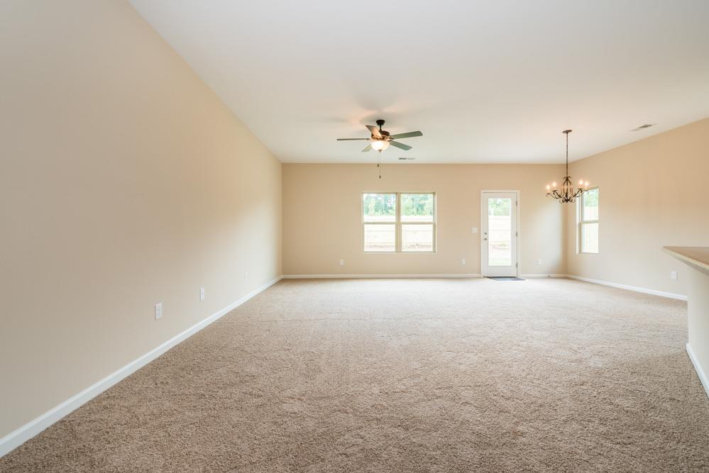 6502 St Mark Way, Fairburn, GA 30213 photo 2