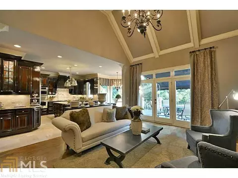 8180 Prestwick Cir, Duluth, GA 30097 photo 9