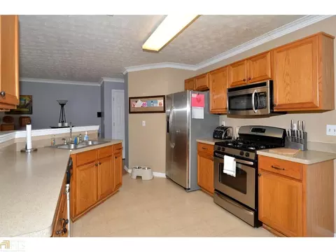 900 Ahearn Ct, Suwanee, GA 30024 photo 9