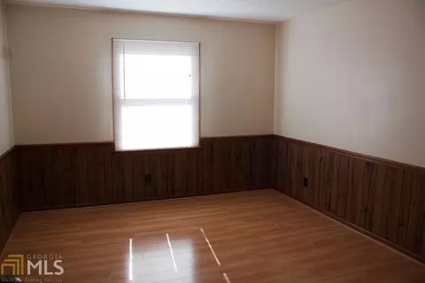 303 Valley Ct, Lagrange, GA 30241 photo 13