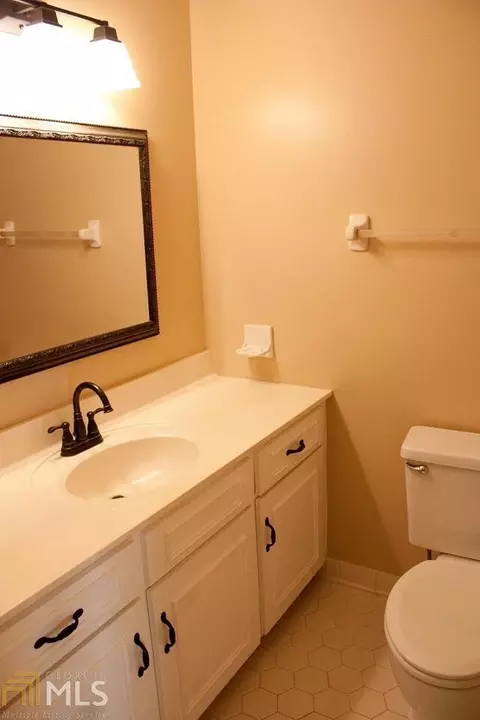 303 Valley Ct, Lagrange, GA 30241 photo 9